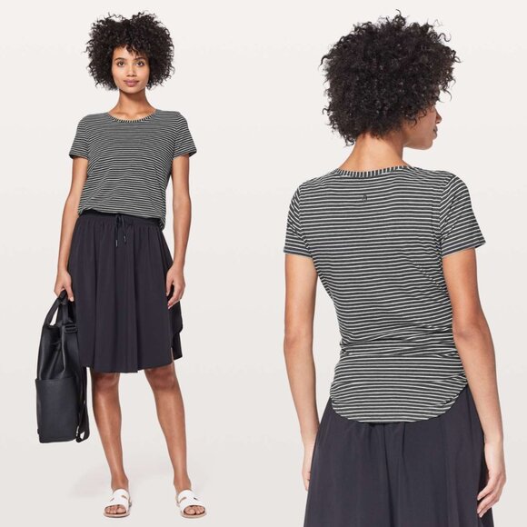 Lululemon Gray Stripe Pima Cotton Blend Round Neck Love Tee - Picture 1 of 3